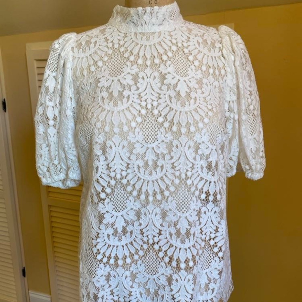 Rare Sezane Mauranne white lace top sz 36 4
